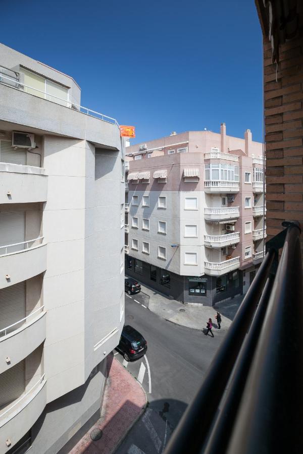 Hola Mar Lägenhet Torrevieja Exteriör bild